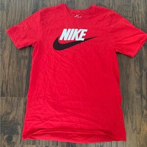 Nike men’s short sleeve t-Shirt